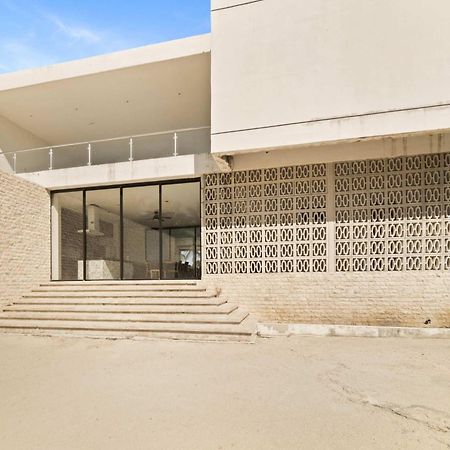 Beachfront Coco Modern Designer House By Peninsula Stays San Crisanto Exterior photo
